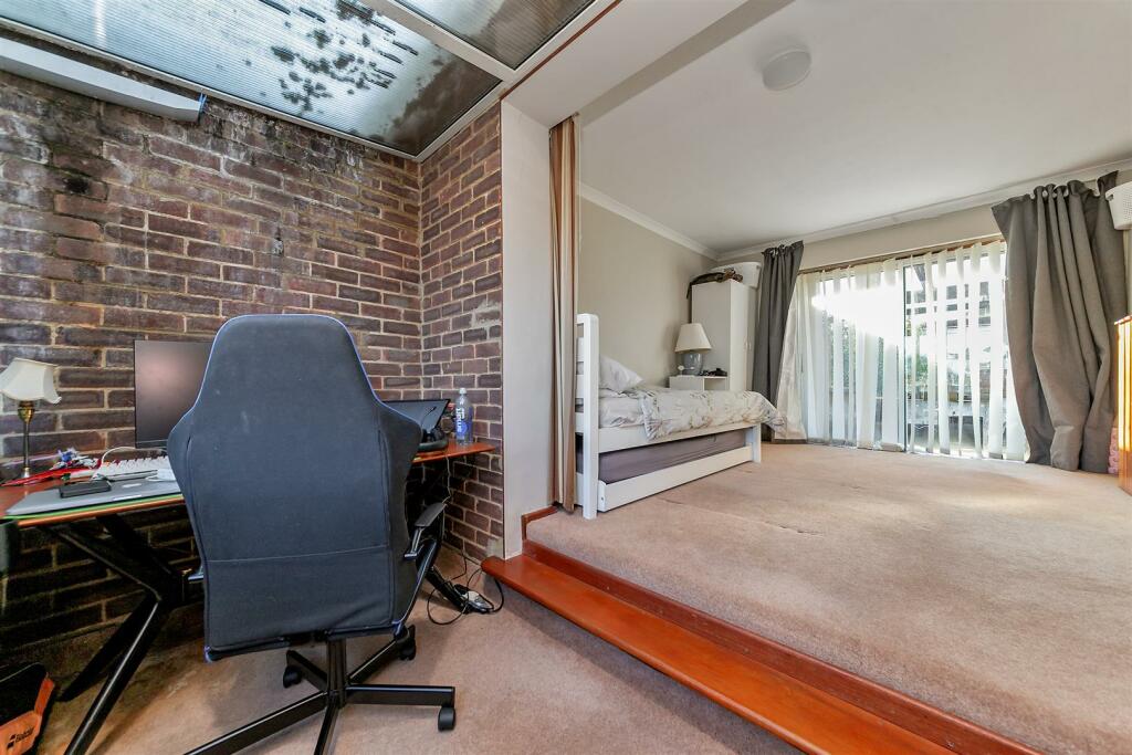 Additional image 15 of Garrard Way, Wheathampstead, St. Albans