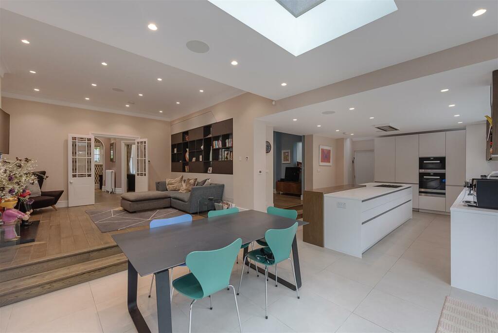 Additional image 14 of Moreton Avenue, Harpenden
