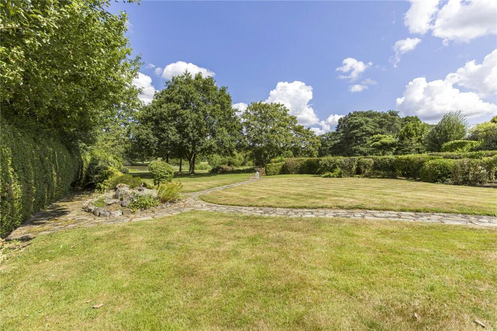 Additional image 21 of Brookmans Avenue, Brookmans Park, Hertfordshire, AL9