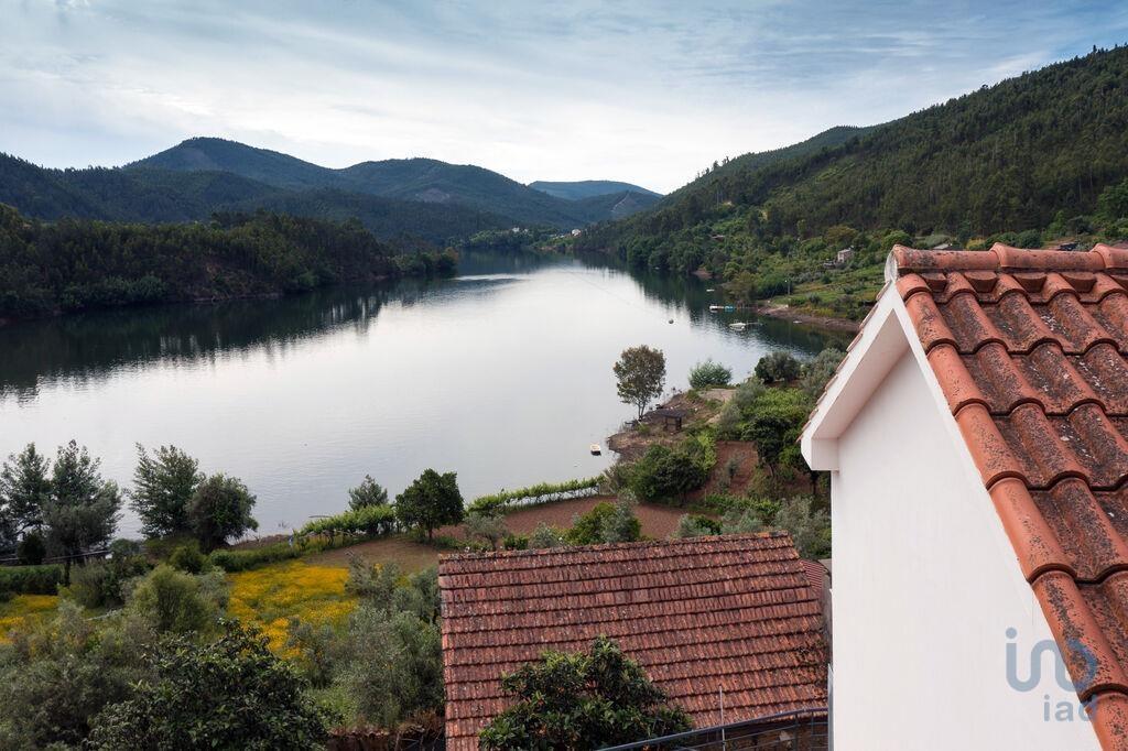 Additional image 3 of Leiria, Campelo, Portugal