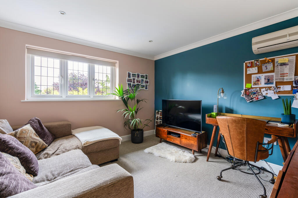 Additional image 14 of Lybury Lane, Redbourn, AL3