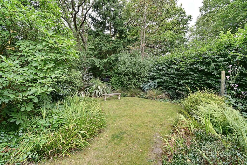 Additional image 32 of Orchard Road, Tewin