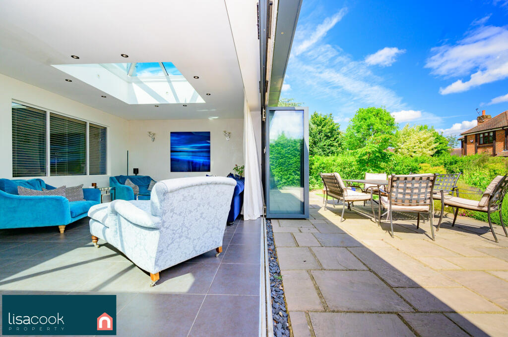 Additional image 37 of Park Street Lane, St Albans, AL2