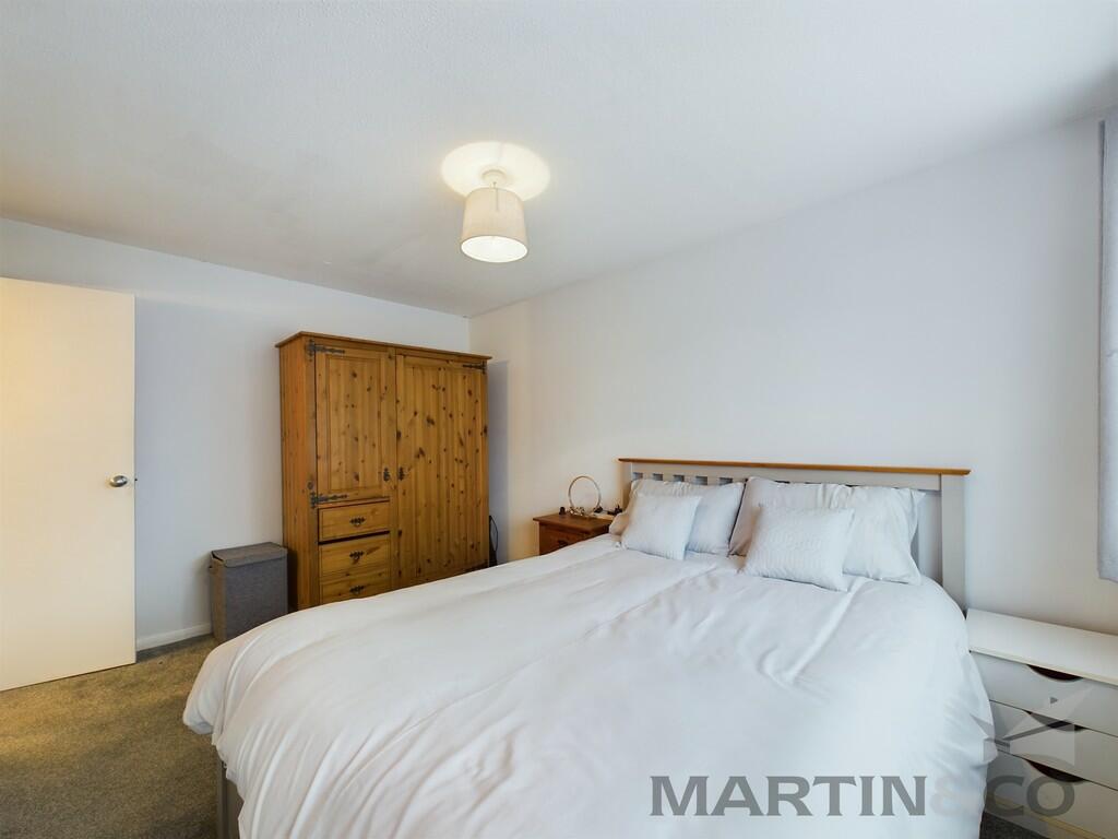 Additional image 13 of Cedarwood Drive, St Albans