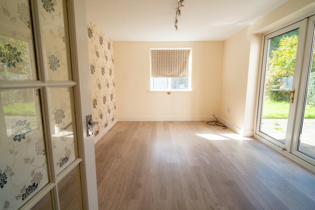 Additional image 8 of Miall Road, B28