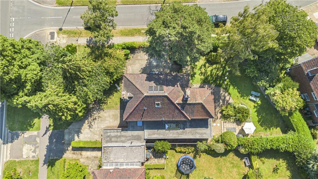 Additional image 30 of Parkway, Welwyn Garden City, Hertfordshire, AL8