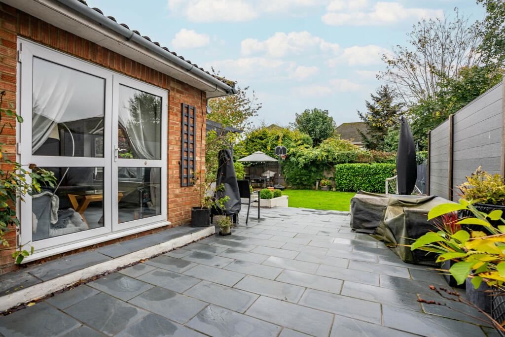 Additional image 16 of Penn Road, Park Street, St. Albans, Hertfordshire, AL2