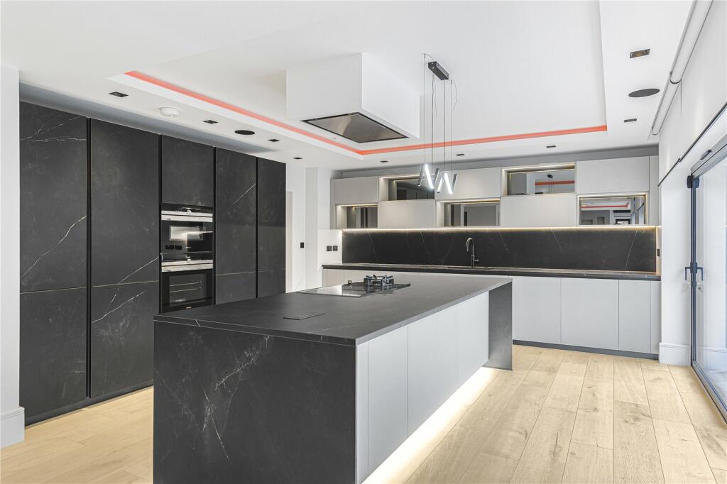 Additional image 8 of Brookmans Avenue, Brookmans Park, Hertfordshire, AL9