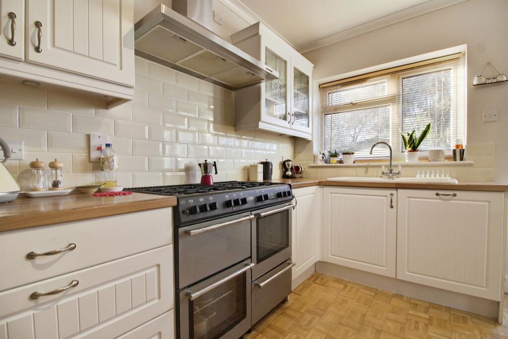 Additional image 5 of Great North Road, Welwyn Garden City