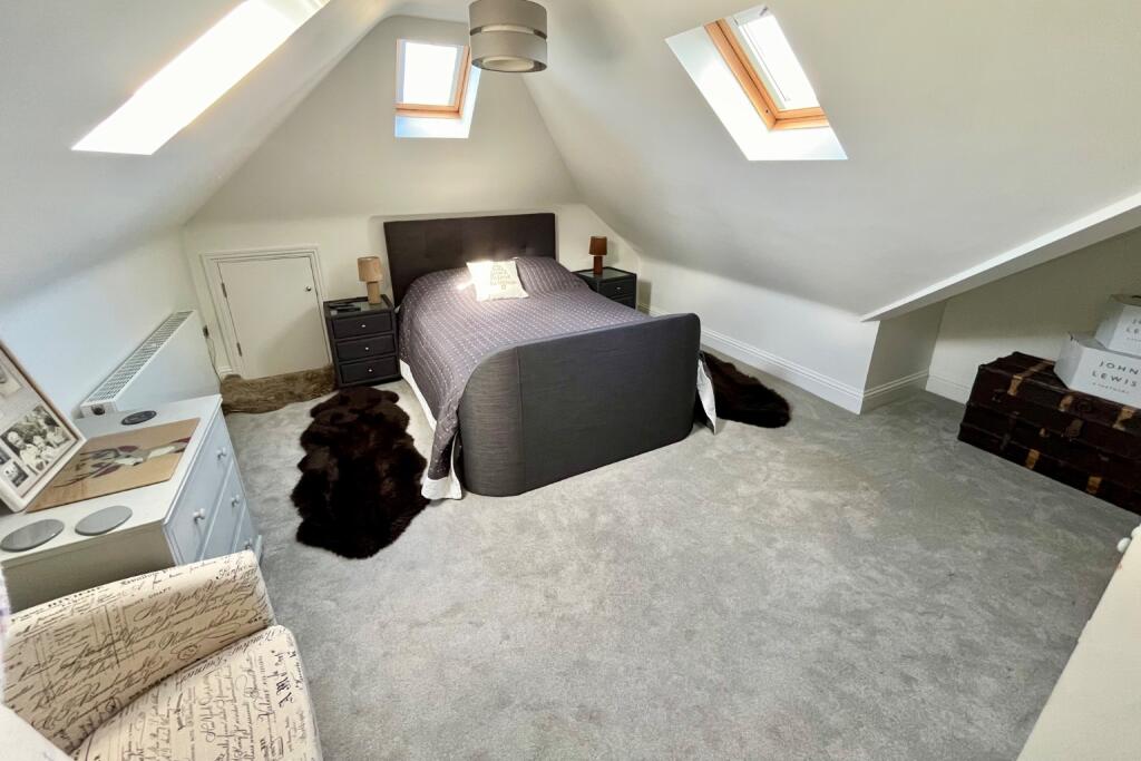 Additional image 10 of Bluebell Close, Park Street, St. Albans, Hertfordshire, AL2