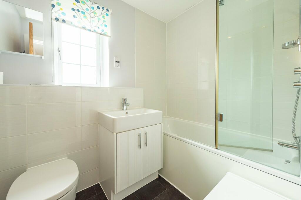 Additional image 10 of Mortimer Crescent, Kings Park, St. Albans, Hertfordshire, AL3