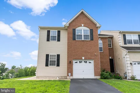 253 Stone Hill Drive, Pottstown, PA 19464