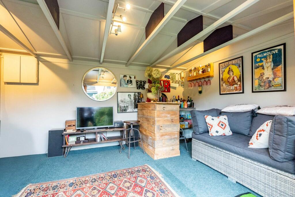 Additional image 19 of Mount Pleasant Lane, Bricket Wood, St. Albans, Hertfordshire, AL2