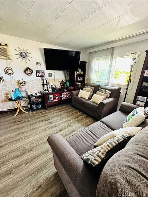 Primary image of 8723 Artesia Blvd Unit 10, Bellflower, CA 90706