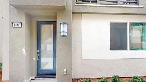 1683 W Intrepid Lane, San Pedro, CA 90732