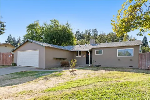 950 Cascade Avenue, Red Bluff, CA 96080