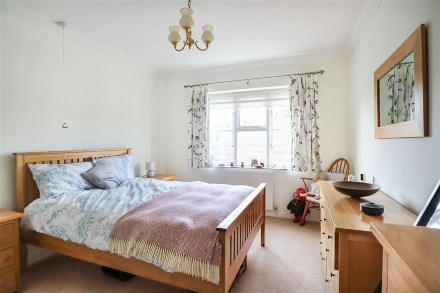 Additional image 4 of Sun Lane, Harpenden, AL5