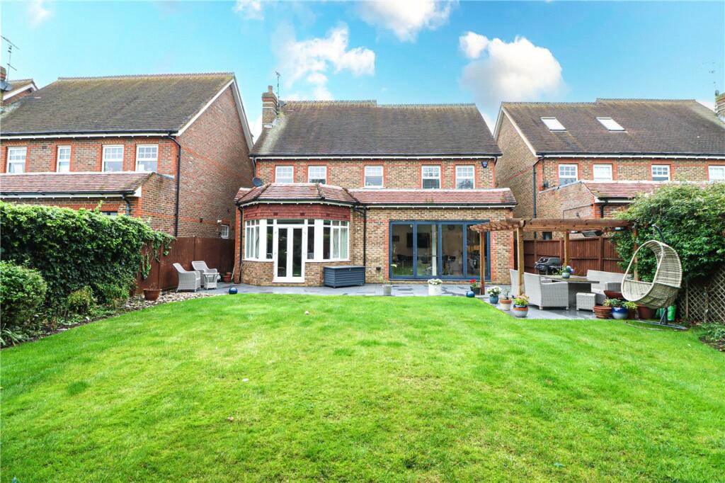 Additional image 20 of Hilltop Walk, Harpenden, Hertfordshire, AL5