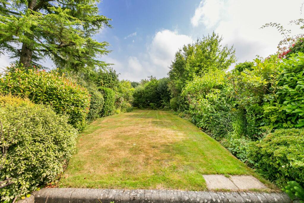 Additional image 8 of Peplins Way, Brookmans Park, AL9