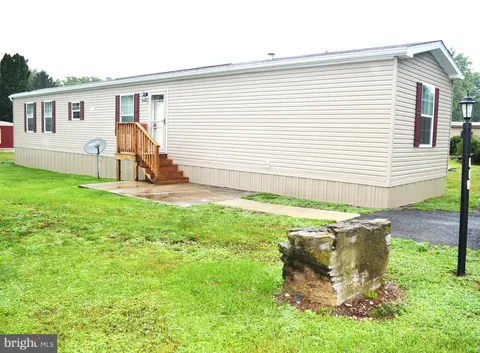 113 Big Spring Terrace, Newville, PA 17241