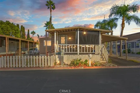 995 Pomona Road Unit 94, Corona, CA 92882