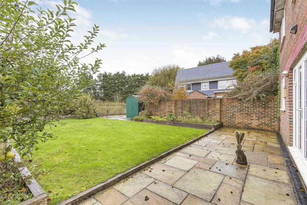 Additional image 34 of Godfries Close, Tewin
