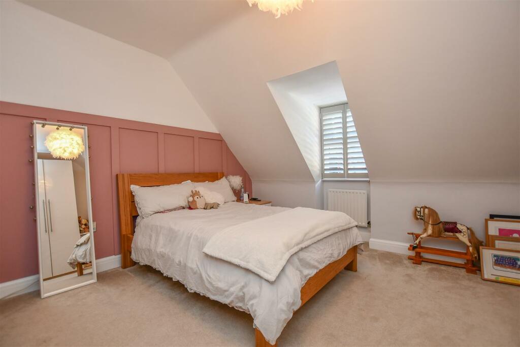 Additional image 7 of Boyes Crescent, Napsbury Park, St Albans