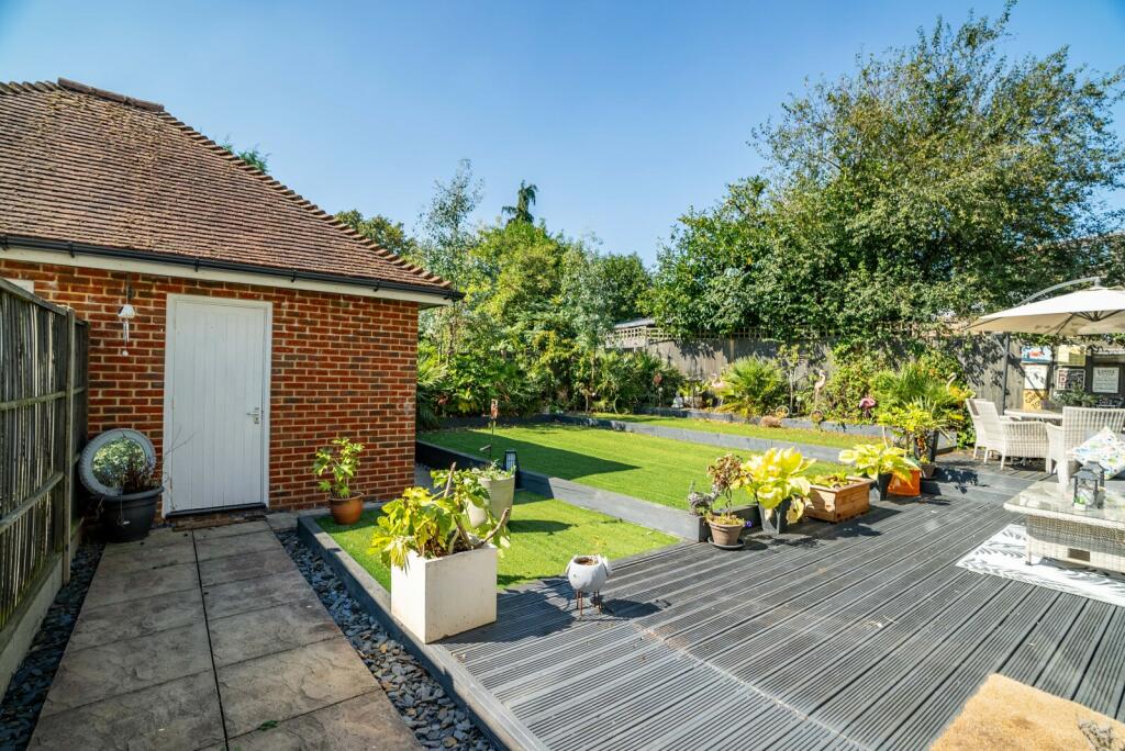 Additional image 18 of Watford Road, St. Albans, Hertfordshire, AL2