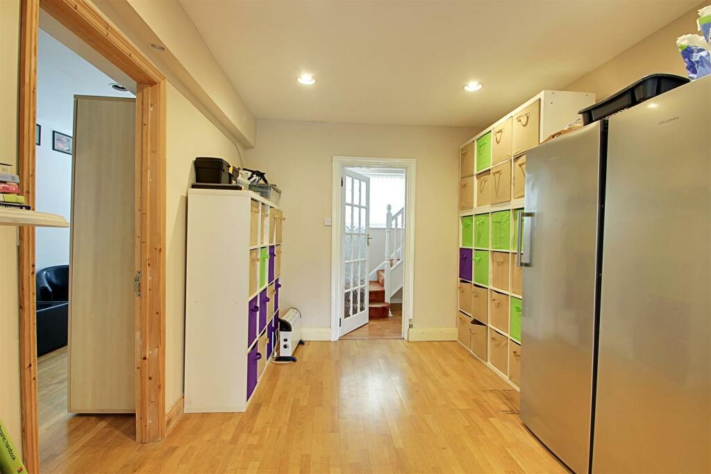 Additional image 11 of Collyer Road, London Colney, St Albans