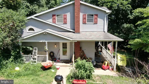 Property image - 2046 Church Road, Hummelstown, PA 17036