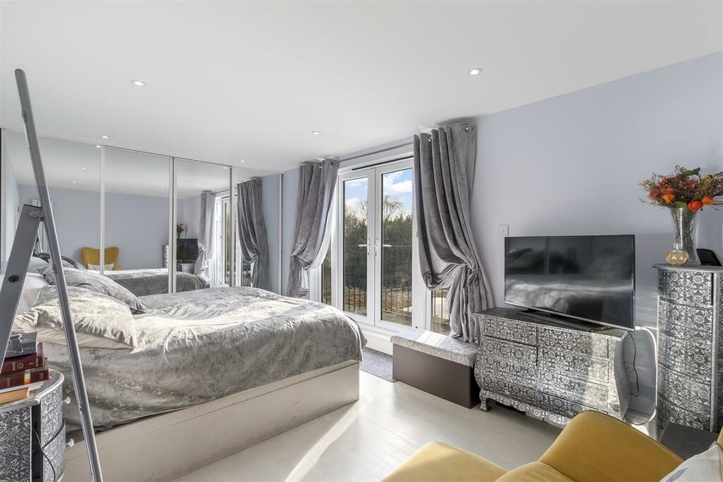 Additional image 10 of Westland Drive, Brookmans Park