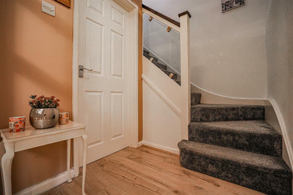 Additional image 16 of Broadstone Road, Harpenden, AL5