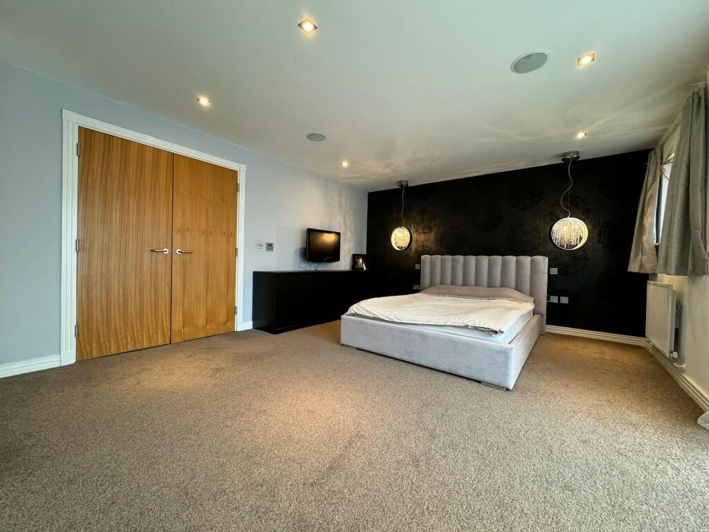 Additional image 14 of Penthouse Apartment, King Edwards Wharf, Birmingham, B16