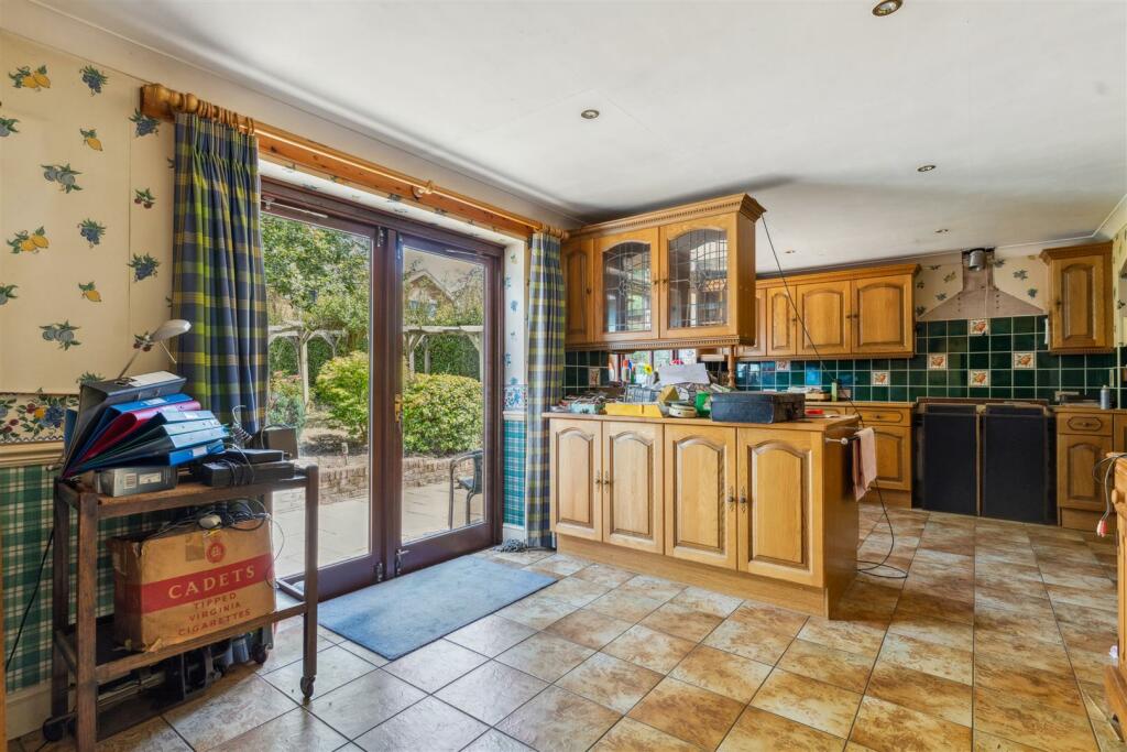 Additional image 9 of Hertford Road, Digswell, Welwyn