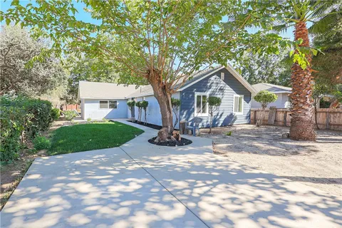 452 Gage Street, Planada, CA 95365