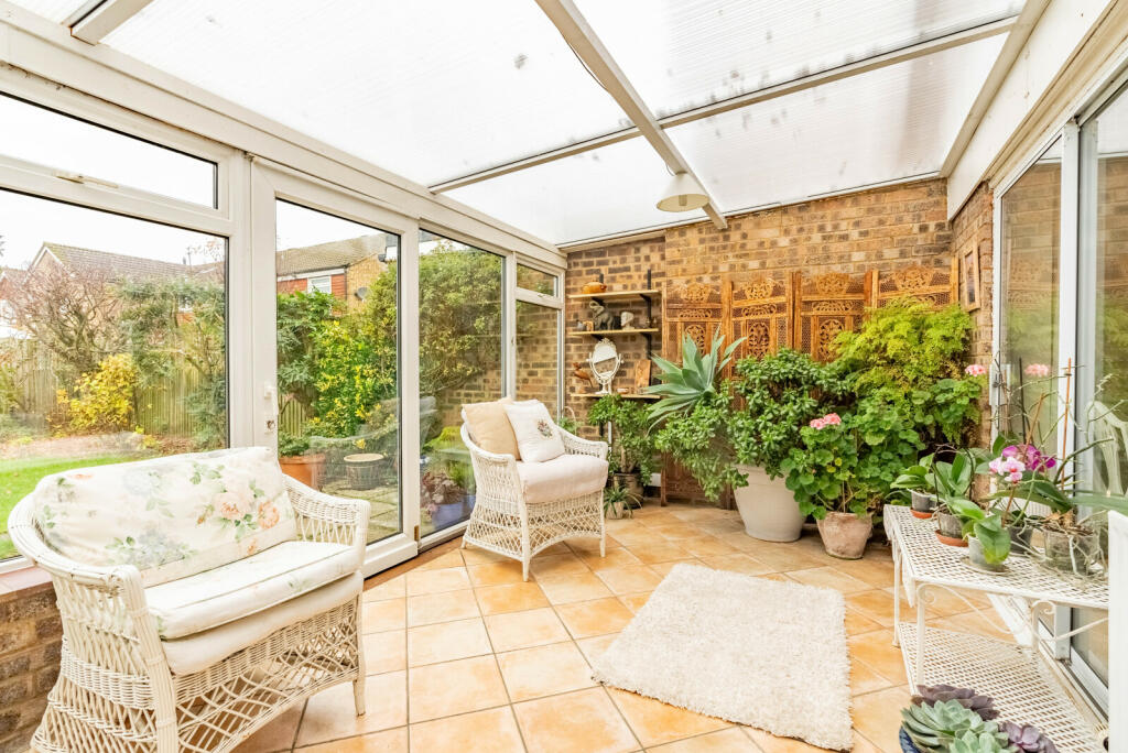 Additional image 7 of Maplefield, Park Street, St. Albans, Hertfordshire, AL2