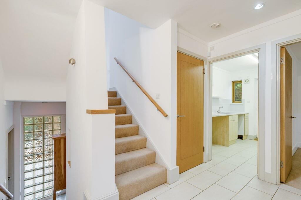 Additional image 12 of Mardley Hill, Welwyn