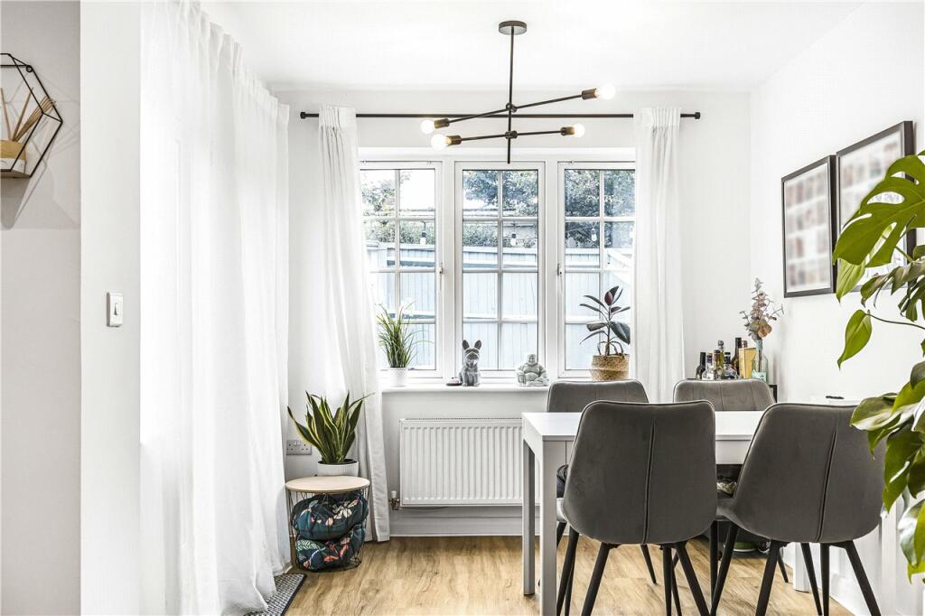 Additional image 9 of De Soissons Close, Welwyn Garden City, Hertfordshire, AL8