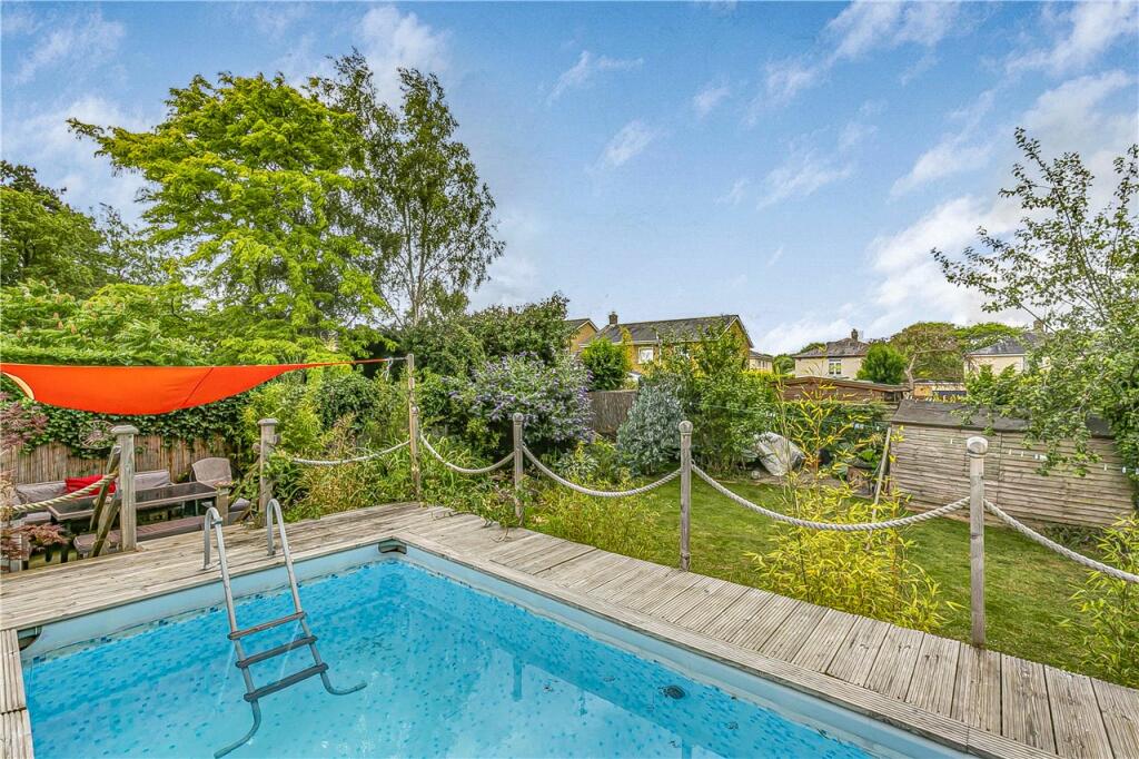 Additional image 21 of Roe Green Close, Hatfield, Hertfordshire