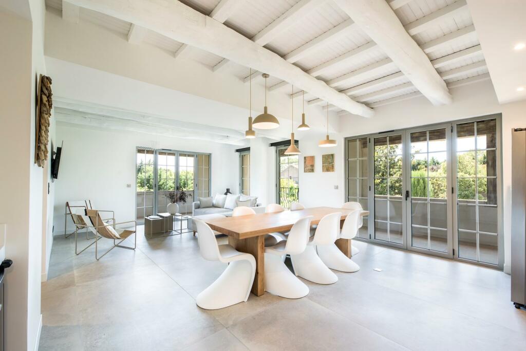 Additional image 2 of Provence-Alps-Cote d`Azur, Bouches-du-Rhône, St-Rémy-de-Provence, France