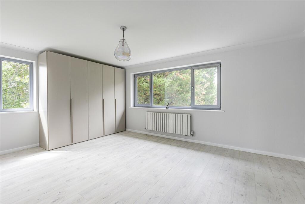 Additional image 11 of Great North Road, Brookmans Park, Hertfordshire, AL9