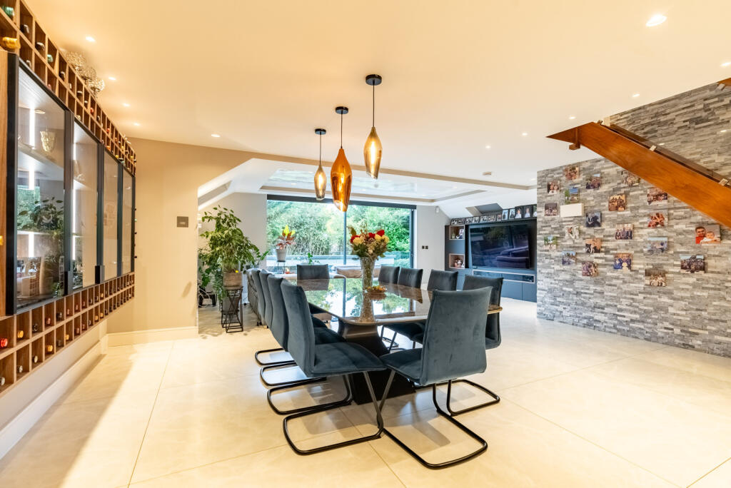 Additional image 10 of Nimrod Close, St. Albans, Hertfordshire, AL4