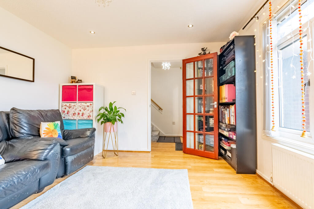 Additional image 6 of Kitchener Close, St. Albans, Hertfordshire, AL1