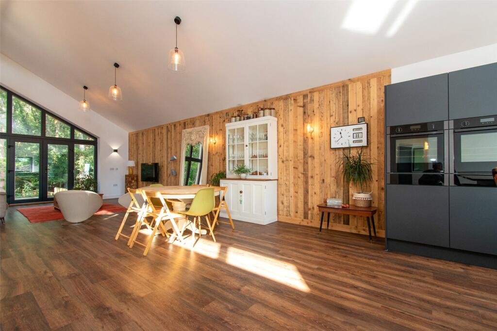 Additional image 6 of Park Street Lane, Park Street, St. Albans, Hertfordshire, AL2