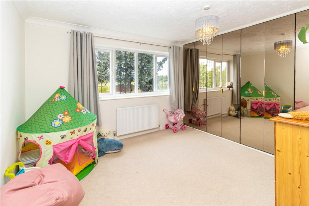 Additional image 16 of Magnolia Close, Park Street, St. Albans, Hertfordshire