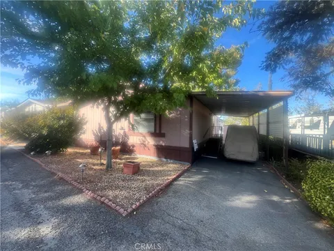 10200 Johnson Road Unit 28, Phelan, CA 92371