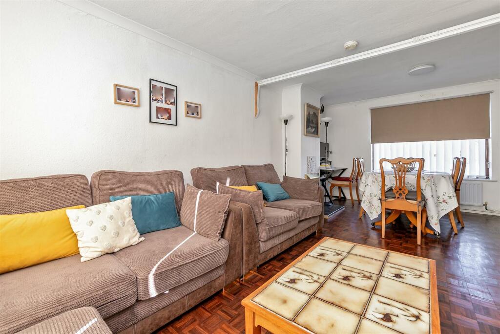 Additional image 9 of Garrard Way, Wheathampstead, St. Albans