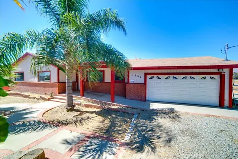 1350 W Fruitvale Avenue, Hemet, CA 92543