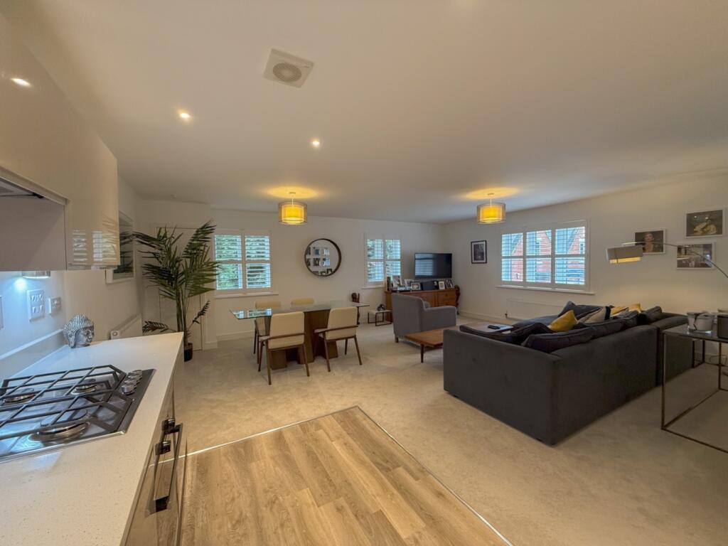 Additional image 4 of Belgae Lodge, Tomlinson Court, Wilshere Park, Welwyn, Hertfordshire, AL6