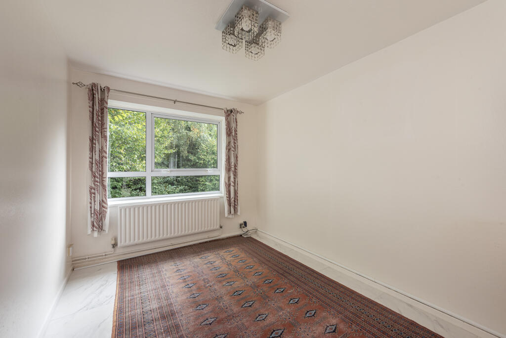 Additional image 8 of Smallwood Close, Wheathampstead, St. Albans, Hertfordshire, AL4